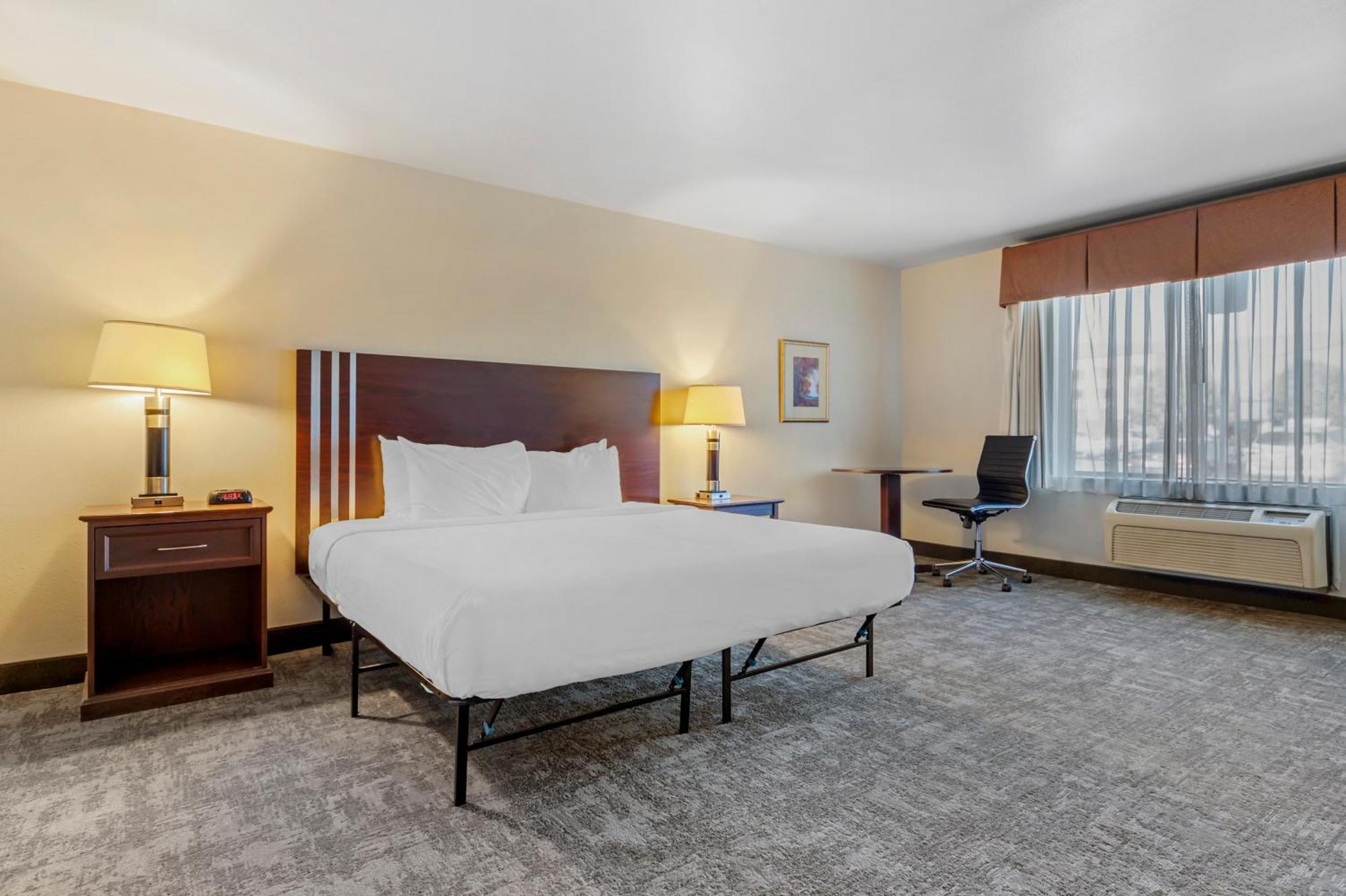 Seaport & 3* Lewiston
