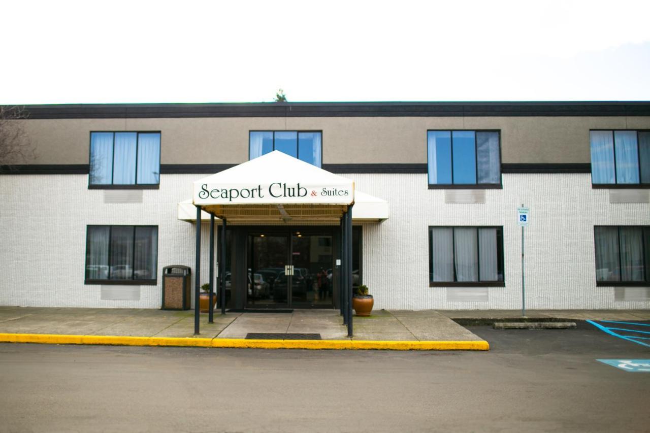 Seaport & Hotel 3*